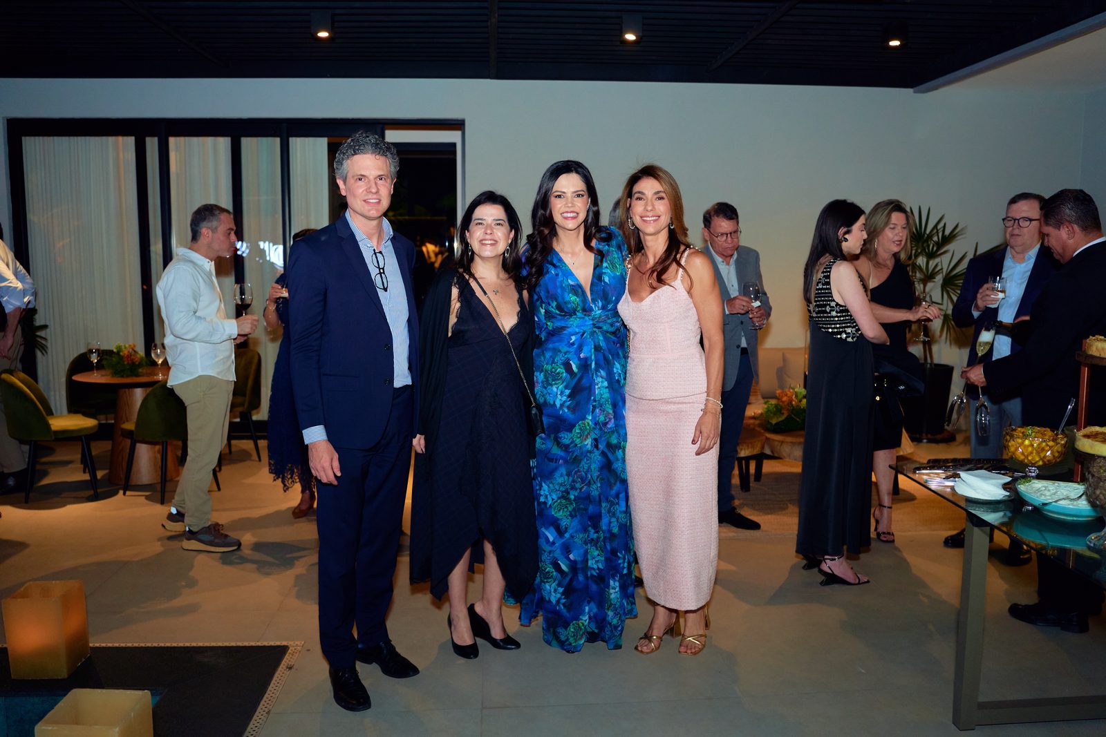 Coquetel em homenagem à Dra. Juliana Oliveira Domingues, foto 13 de 32
